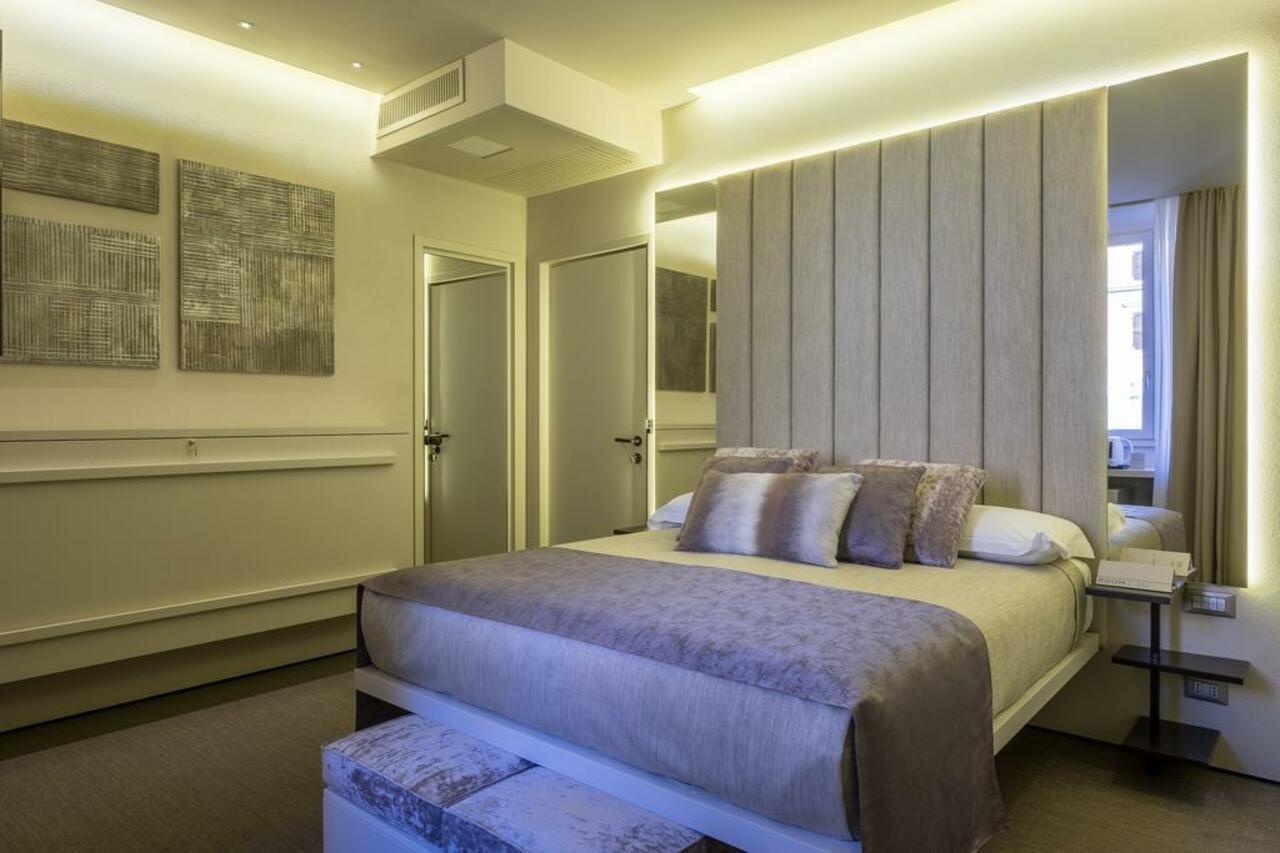 Room 230 Roma Luxury Suites Luaran gambar