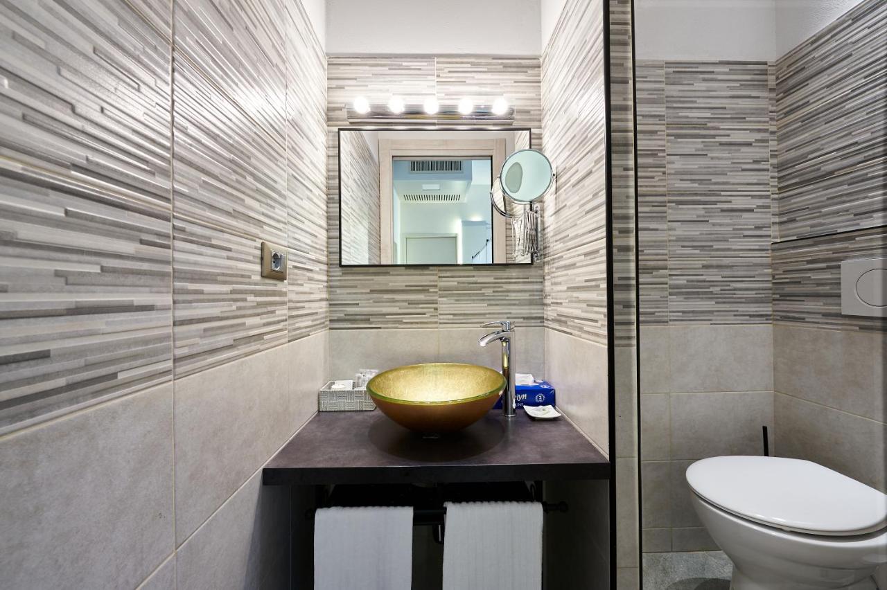 Room 230 Roma Luxury Suites Luaran gambar